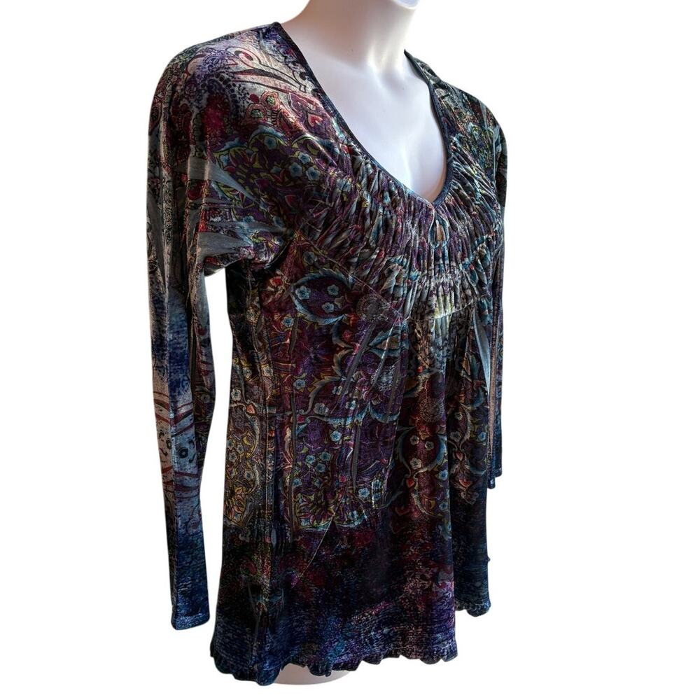 One World Psychedelic Velour V-Neck Top with Ruffles and Smocking Detail size L - Picture 4 of 11